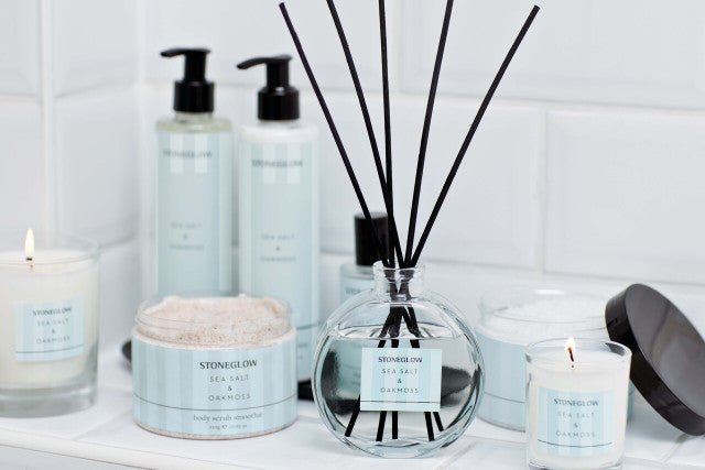 Modern Classics - Sea Salt & Oakmoss - Scented Reed Diffuser 120ml - Give And Glow