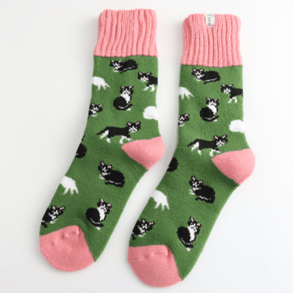 Miss Sparrow Winter Black & White Cats Socks Green - Give And Glow